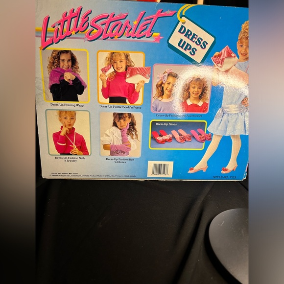 LITTLE STARLET VTG 80s New in box Dress up cape. Dated 1989. Box is damaged - Picture 6 of 9